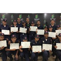 Membros da Guarda Mirim são certificados com curso de informática básica pelo IFMT-Pontes e Lacerda